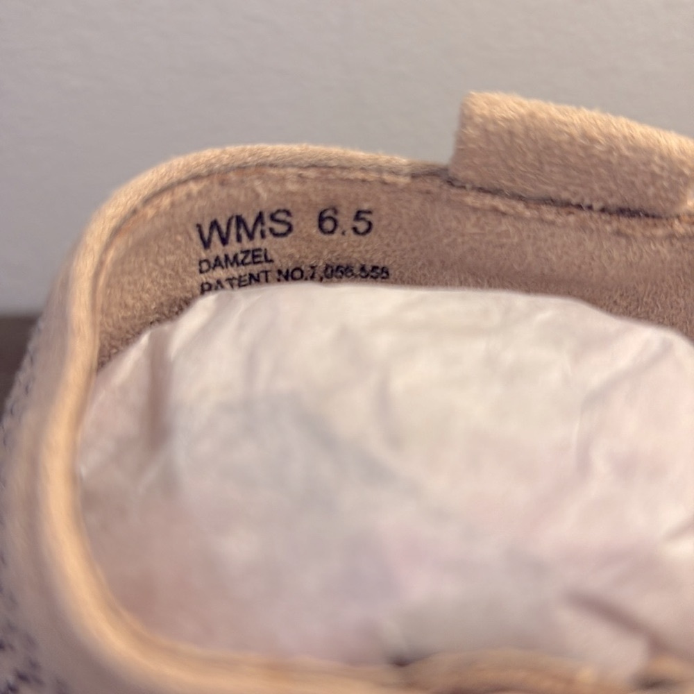 NIB [Report] Denzel Studded Ankle Western Low Heel Booties in Pink Women’s 6.5 - Picture 12 of 16